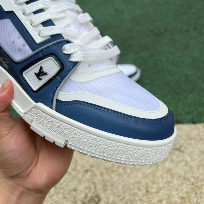 LOUIS VUITTON Trainer White Blue