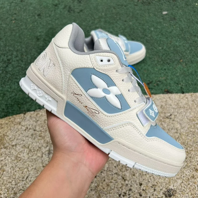 LOUIS VUITTON Trainer Beige Blue