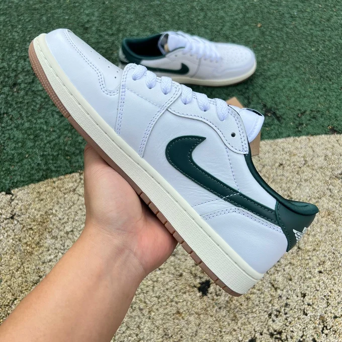 Air Jordan 1 Low WMNS Oxidized Green DZ0775-133