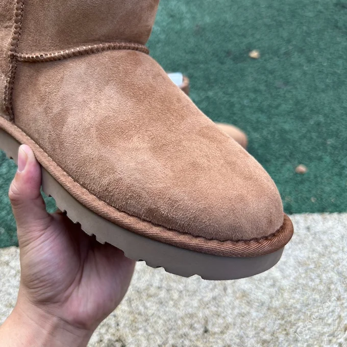 UGG Brown High-Top