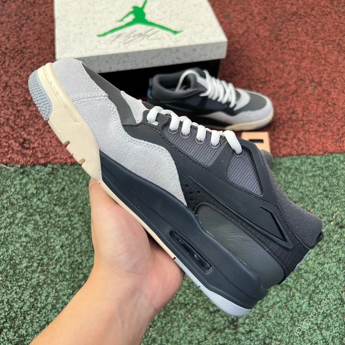 Air Jordan 4 RM 