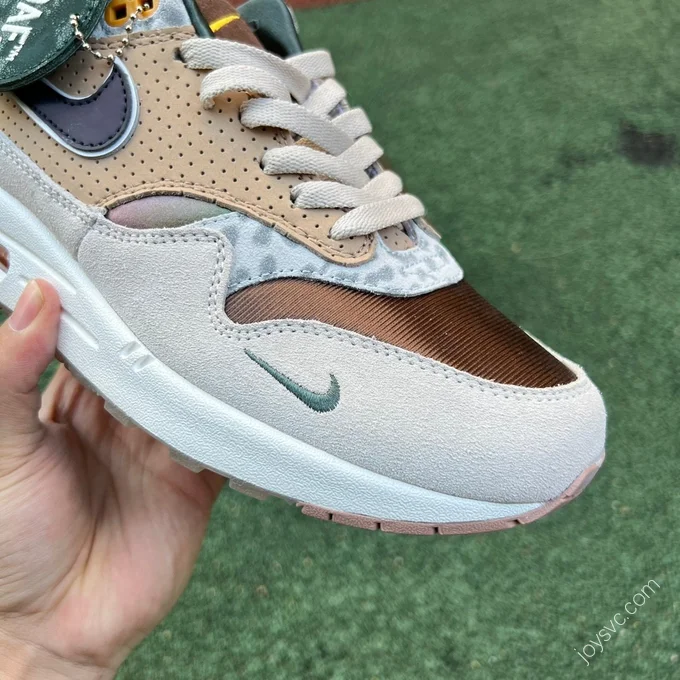 Division St. x Nike Air Max 1 