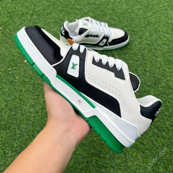 LOUIS VUITTON Trainer Black White Green