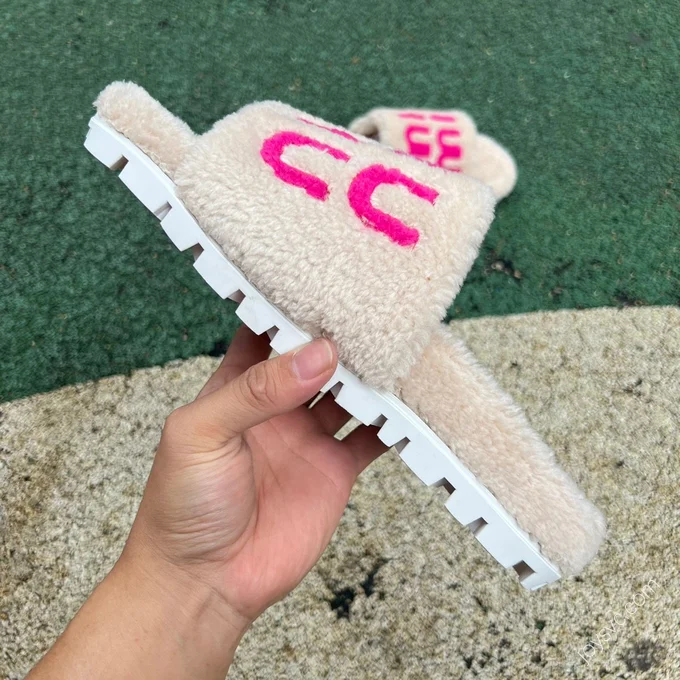 MIU MIU Fur Slides Various