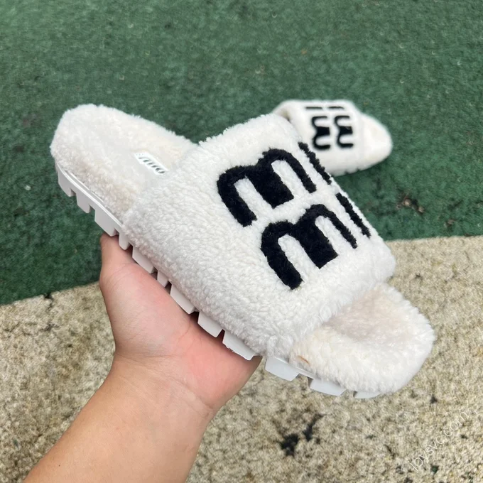 MIU MIU Fur Slides Various