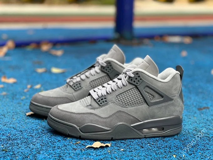 Air Jordan 4 SE 