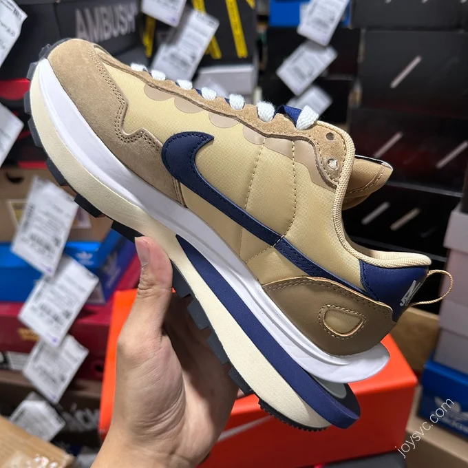 Nike x Sacai Vaporwaffle Beige