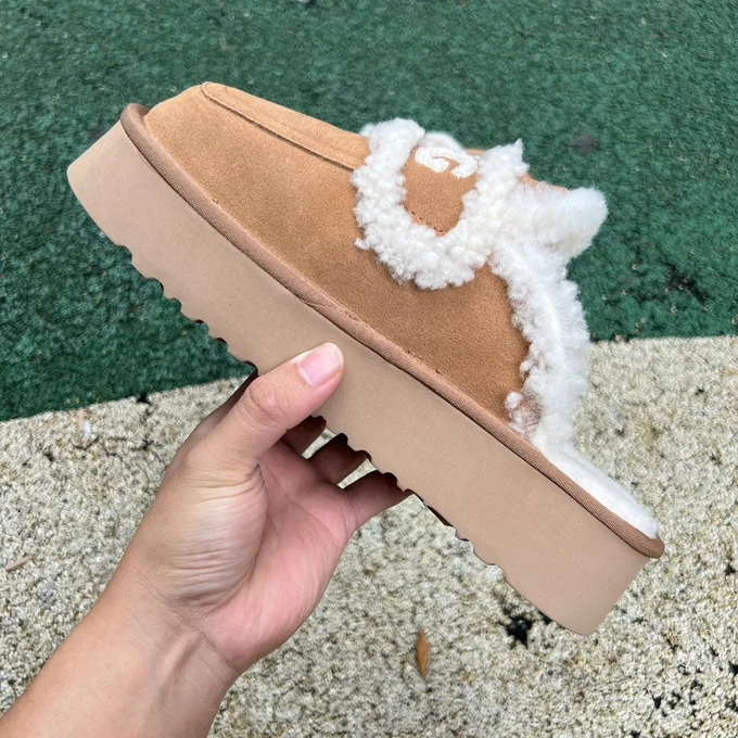 UGG Platform Slides