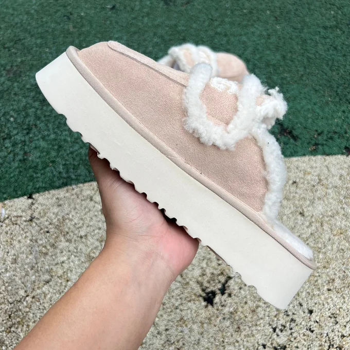 UGG Platform Slides