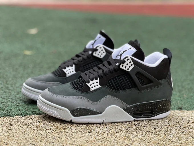 Air Jordan 4 