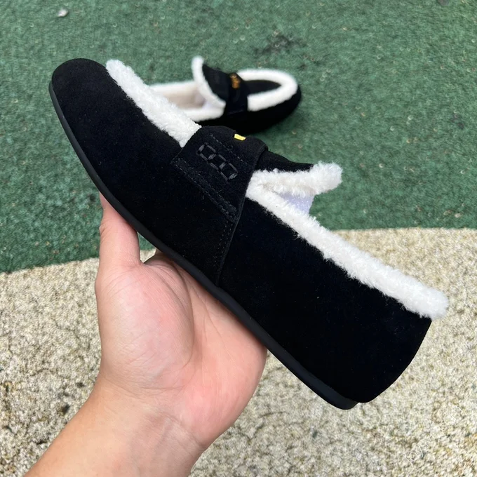 Miu Miu Slippers Black White