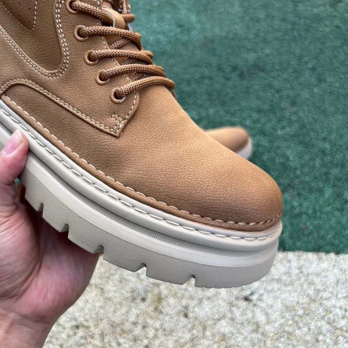 Timberland Brown