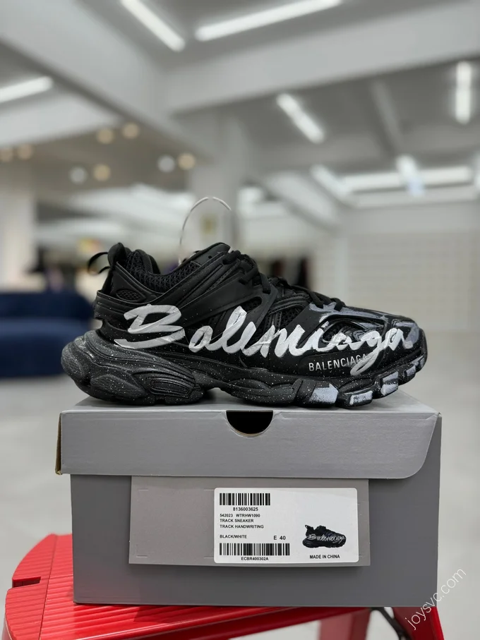 Balenciaga 4.0 Track Graffiti