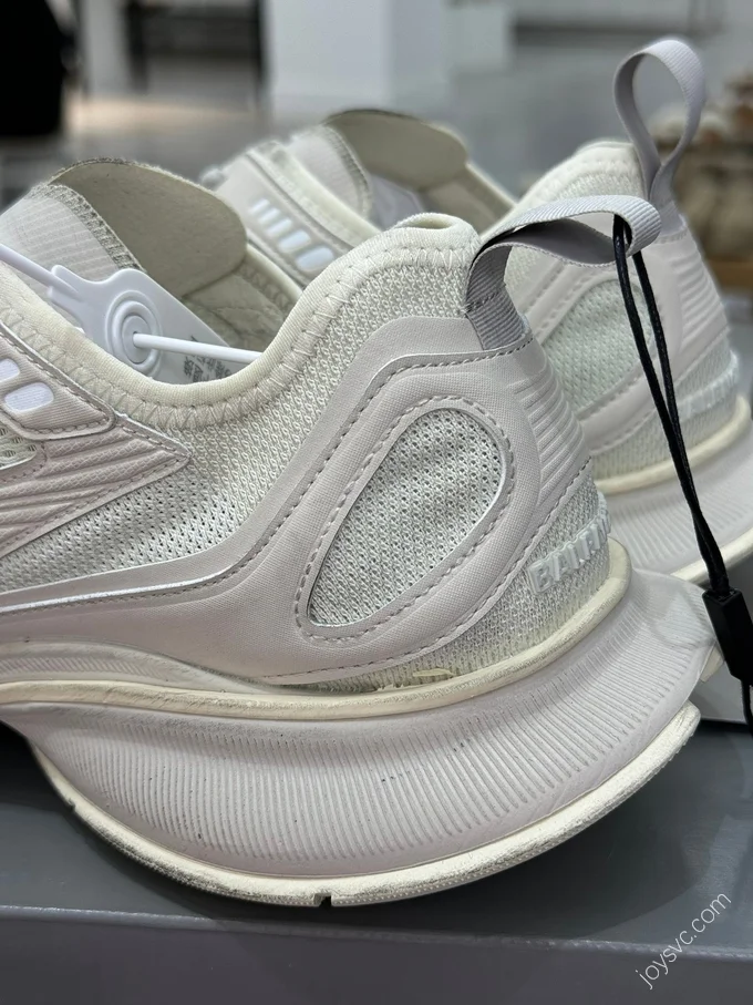 Balenciaga Circuit Beige