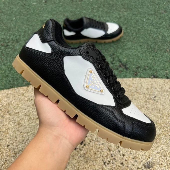 Prada Black White