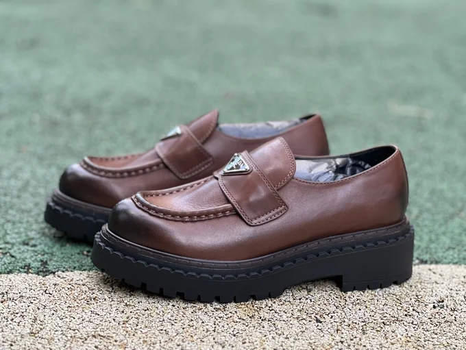 Prada Black Brown Leather Loafers