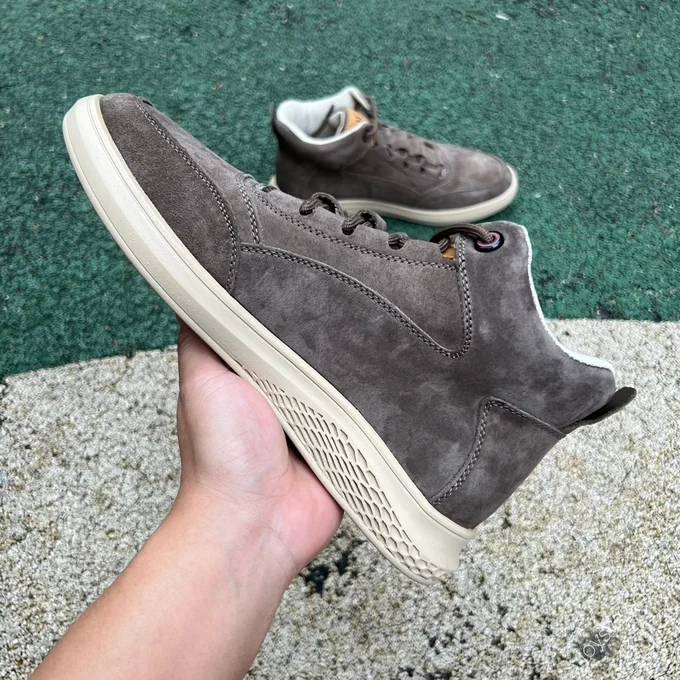 CAT High Top Dark Brown