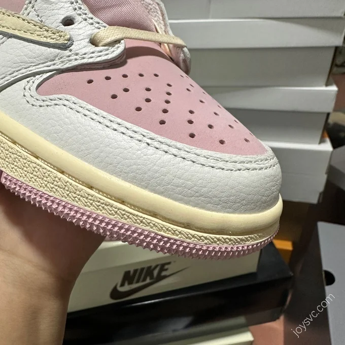 Travis Scott x Air Jordan 1 Low Pink White Sneakers DM7866-600