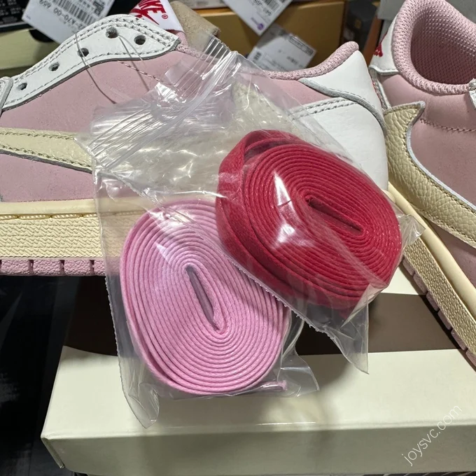 Travis Scott x Air Jordan 1 Low Pink White Sneakers DM7866-600