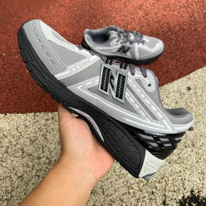 New Balance 1906R Grey Black M1906RLG