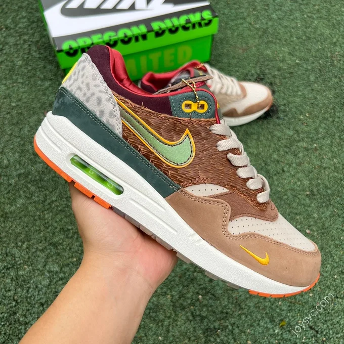 Division Street x Nike Air Max 1 Brown Grey HQ2639