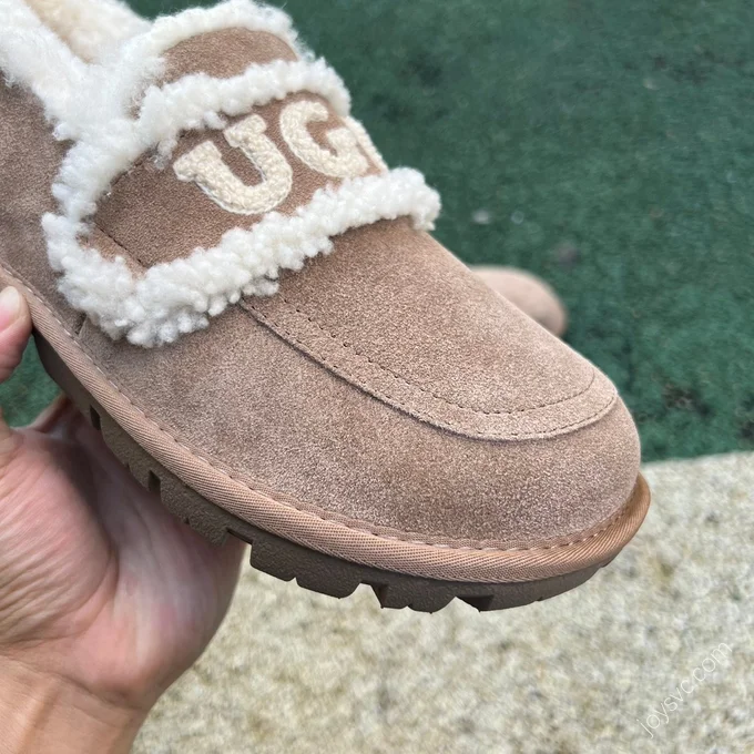 UGG Low-Top Slides