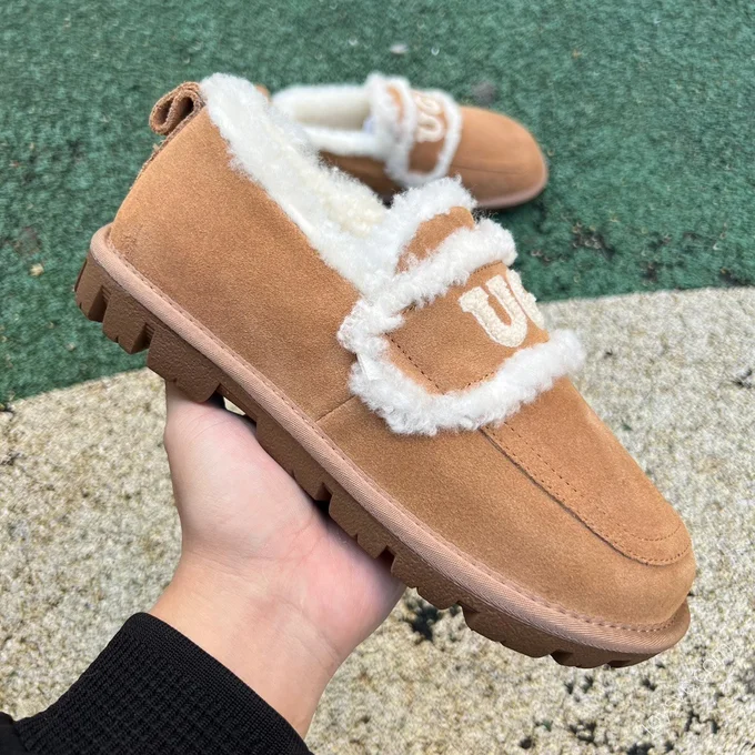 UGG Low-Top Slides