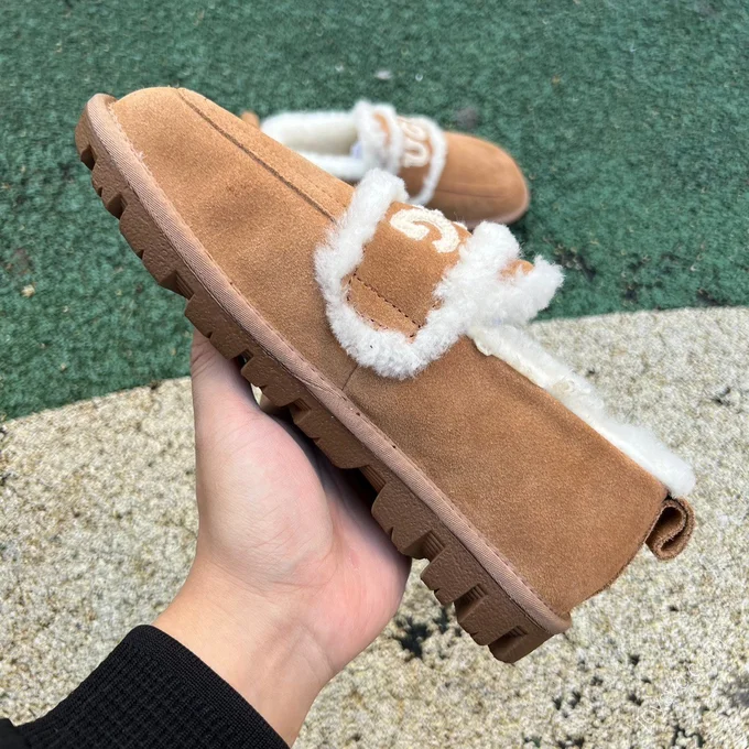 UGG Low-Top Slides