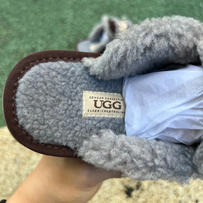 UGG Low-Top Slides