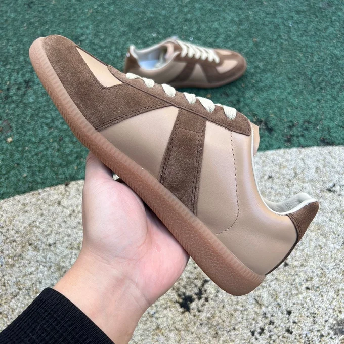 Maison Margiela Replica Brown