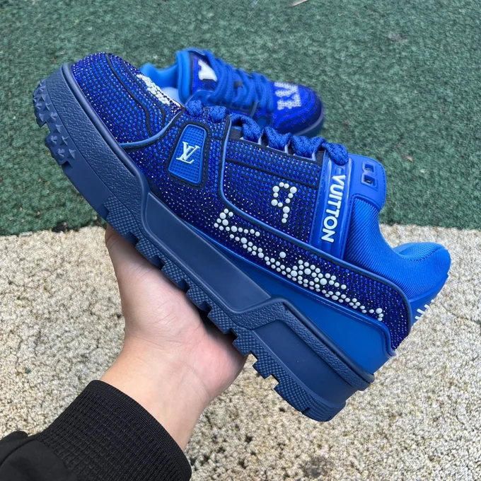 LOUIS VUITTON Trainer Maxi Blue