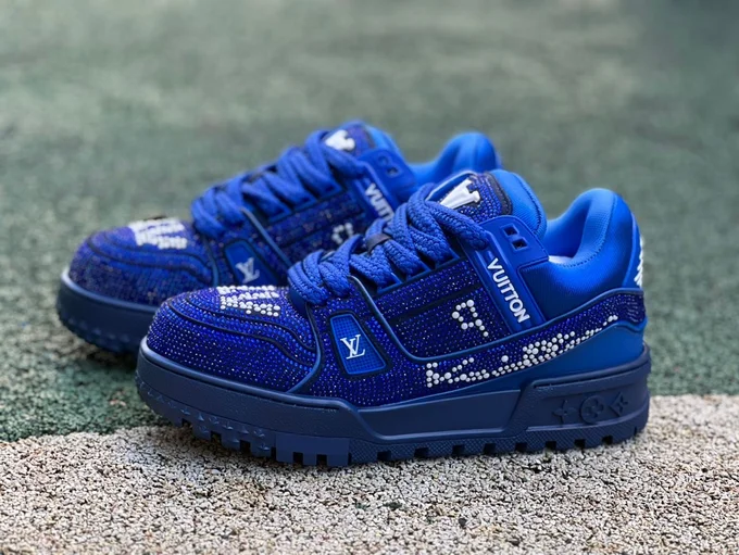 LOUIS VUITTON Trainer Maxi Blue