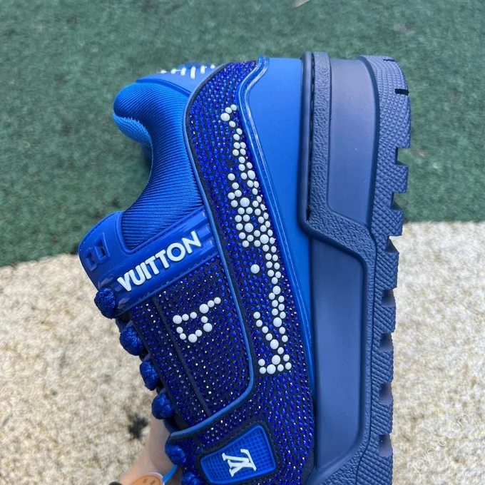 LOUIS VUITTON Trainer Maxi Blue