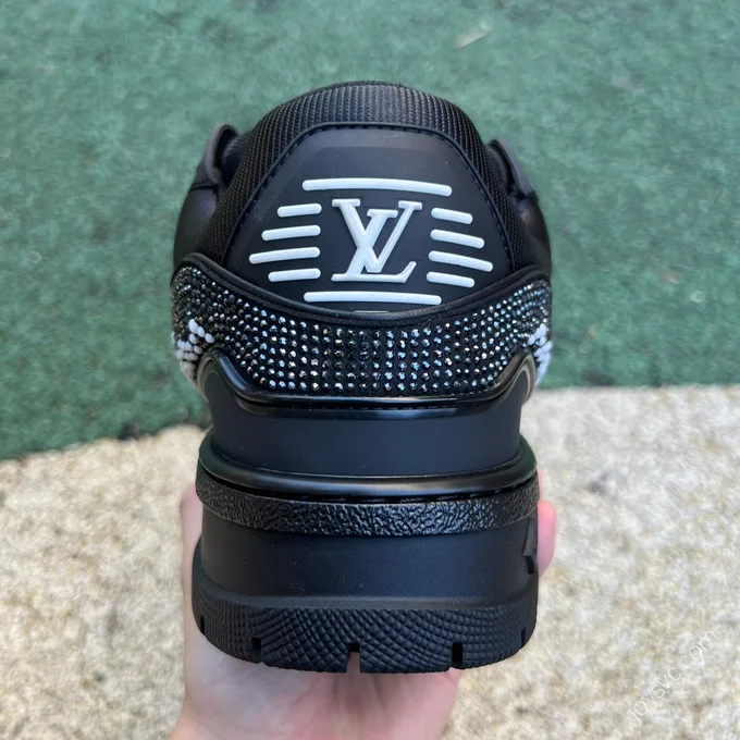 LOUIS VUITTON Trainer Maxi Black