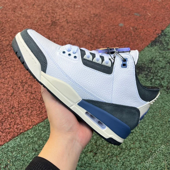 A Ma Maniere x Air Jordan 3 OG Diffused Blue Sneaker HV8571-100