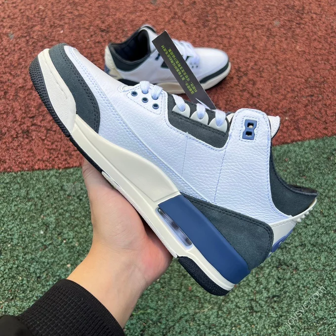 A Ma Maniere x Air Jordan 3 OG Diffused Blue Sneaker HV8571-100