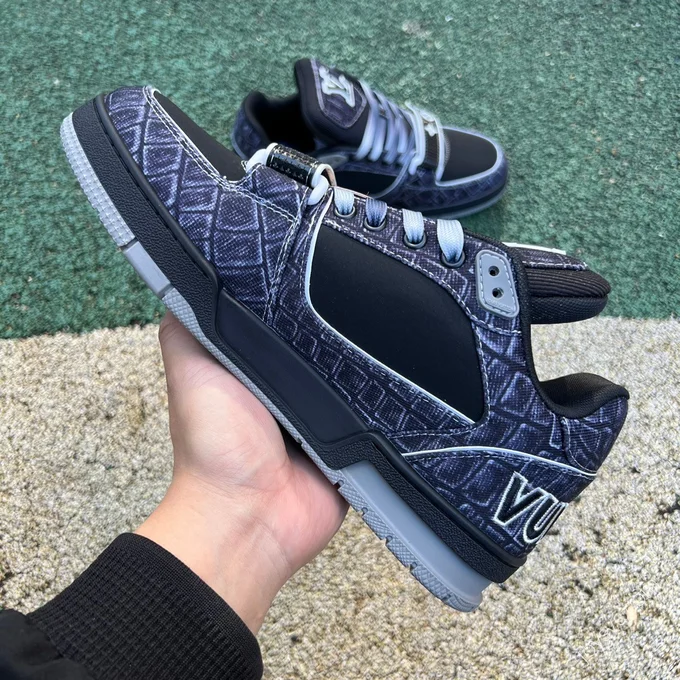 LV Trainer Blue Black