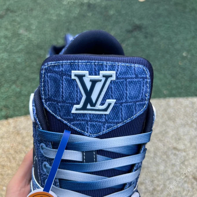 LV Trainer Blue