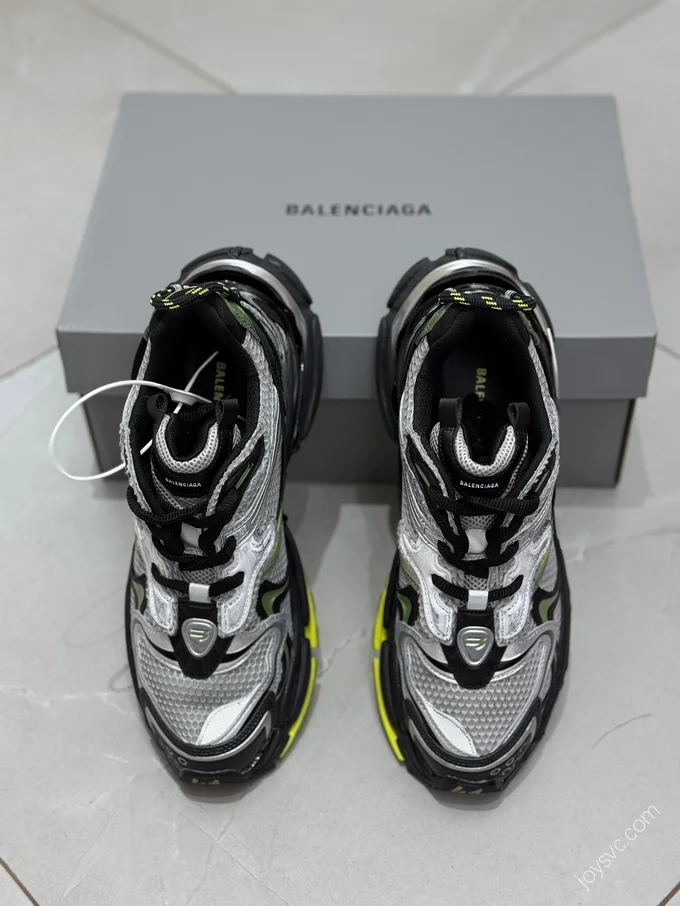 Balenciaga 7.0 Runner Silver Black