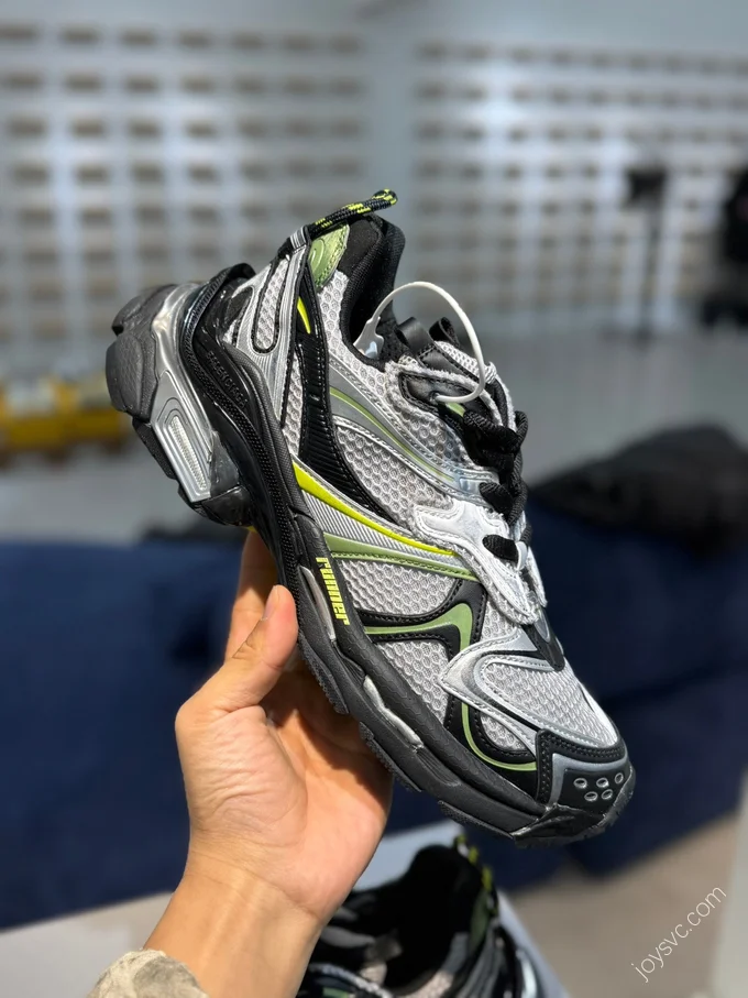 Balenciaga 7.0 Runner Silver Black