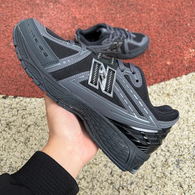 New Balance 1906R Black Grey M1906rlb