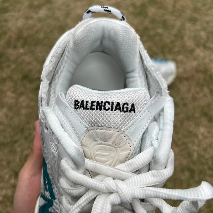 Balenciaga Runner Graffiti White