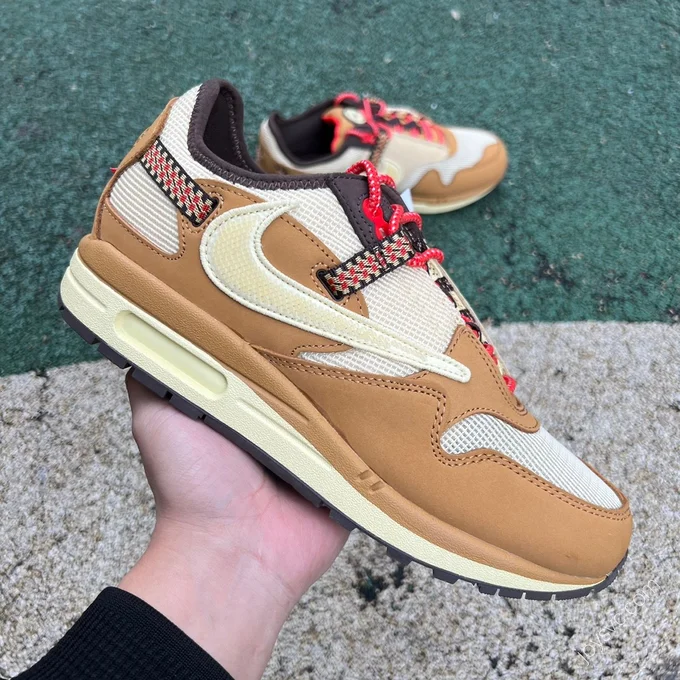 Travis Scott x Nike Air Max 1 