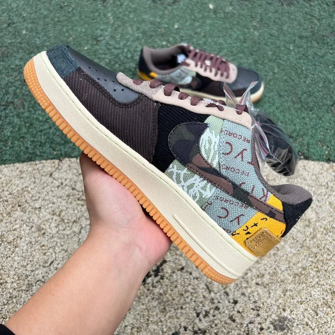 Travis Scott x Nike Air Force 1 Multicolor CN2405-900