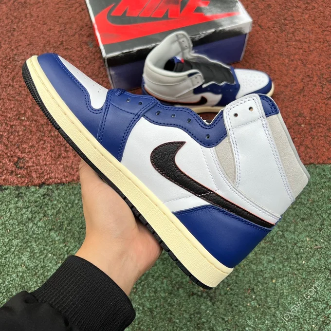 Air Jordan 1 Retro High OG White Deep Royal Blue DZ5485-100