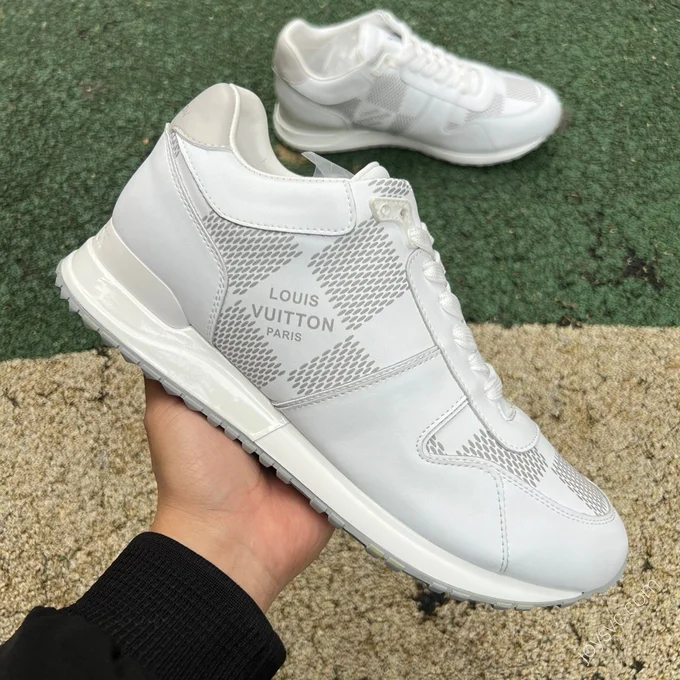 LOUIS VUITTON Run Away Embossed White Grey