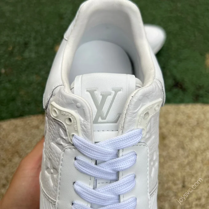 LOUIS VUITTON Run Away White