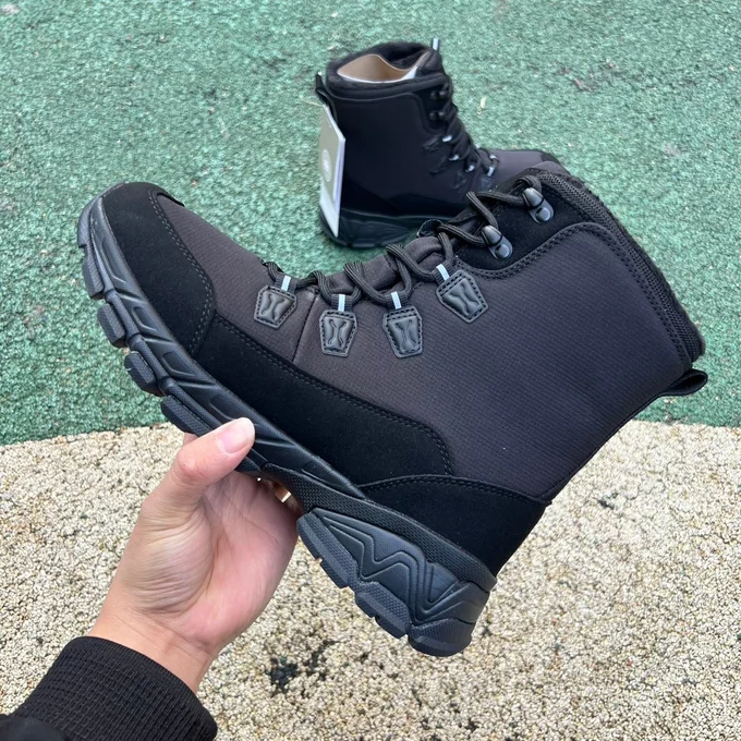 Goose Snow Boots Black