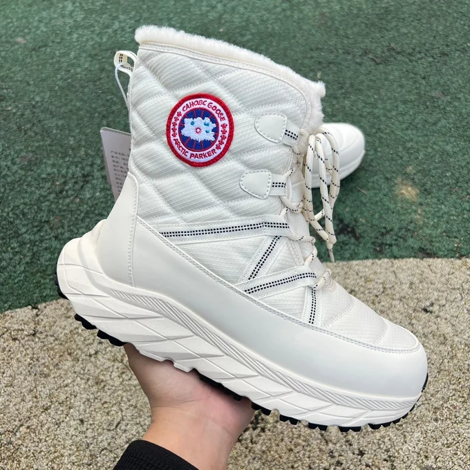 Goose Snow Boots White