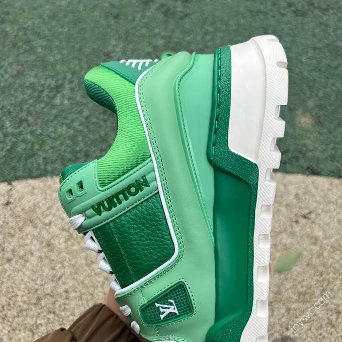 LOUIS VUITTON Trainer Maxi Green